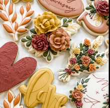 Load image into Gallery viewer, Custom Sugar Cookies (one dozen)